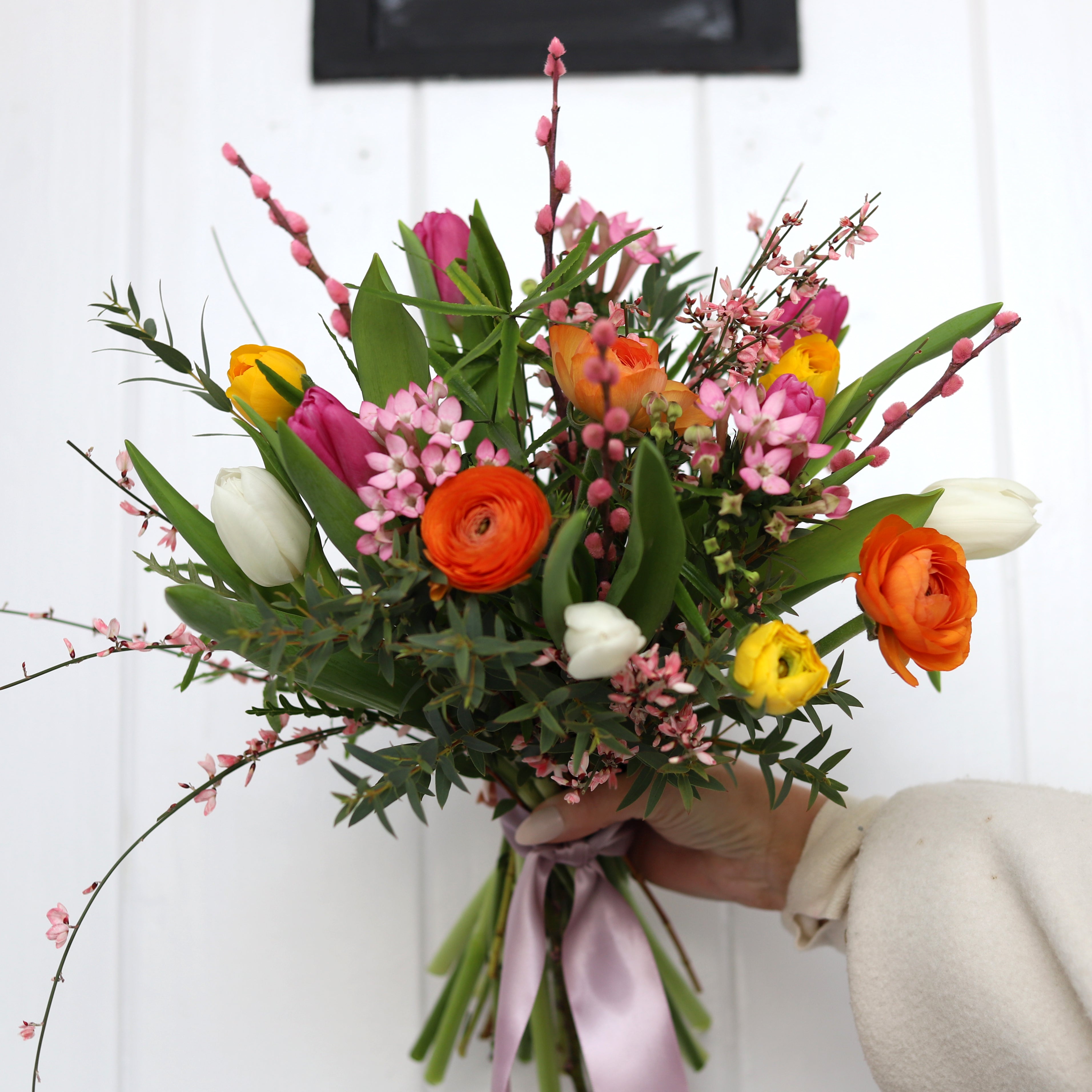 Mango Spring - Flower Bouquet