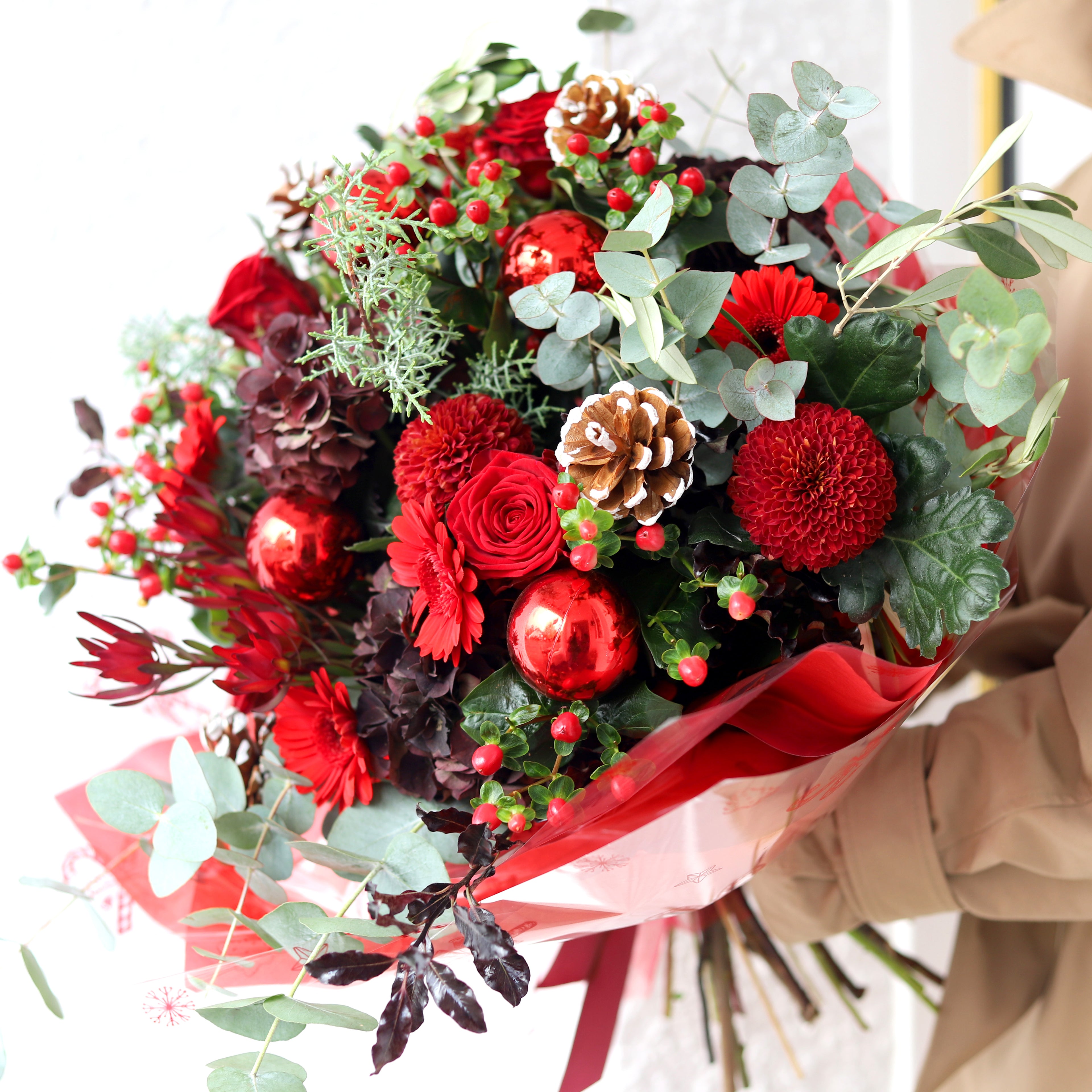 Classic Christmas Flower Bouquet